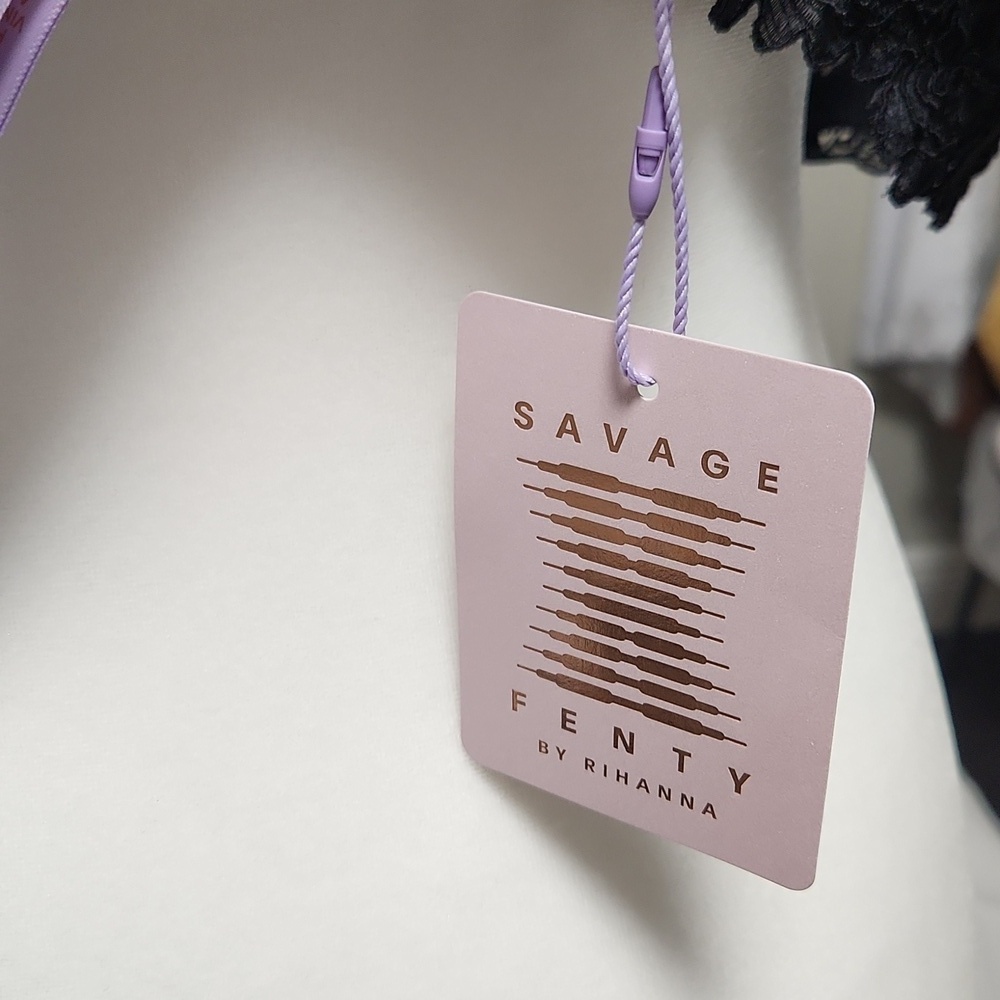 NWT Savage Fenty Black Lace Bra - Picture 5 of 8